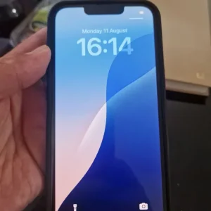 Iphone 14 256gb unlocked battery heath 87% £210