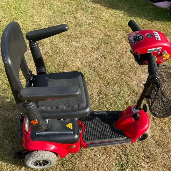 SHOPRIDER Wispa, lightweight, compact, comes apart for the car