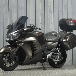 2010 10 KAWASAKI 1400GTR - Image 2