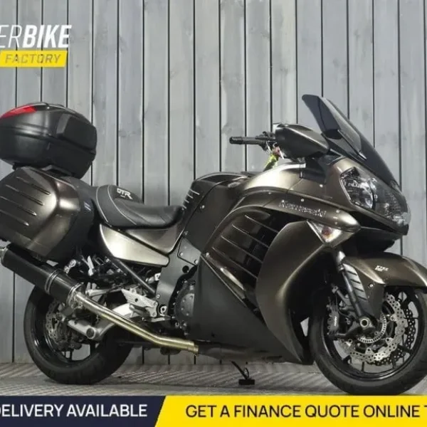 2010 10 KAWASAKI 1400GTR