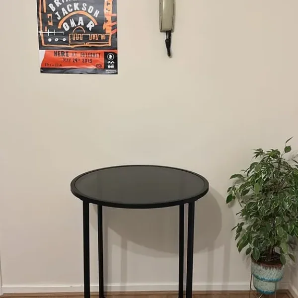 Saygoer Glass Dining Table - Black