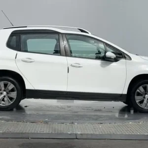 2016 Peugeot 2008 1.2 PureTech Active SUV 5dr Petrol Manual Euro 6 (82 ps) Manual Station Wagon P... - Image 5