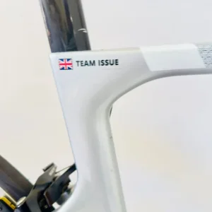 Vu Full Carbon Team Issue TIFFOSI Road Bike Tiagra Groupset Dura Ace Wheels - Image 6