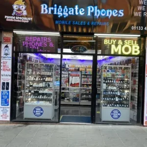 APPLE IPHONE 15PRO 256GB UNLOCKED ALL NETWORKS ONE YEAR WARRANTY - Image 3