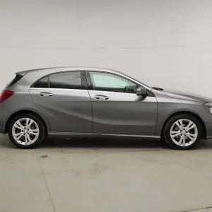 2016 Mercedes-Benz A-Class 1.5 A180d Sport (Executive) Hatchback 5dr Diesel Manual Euro 6 (s/s) (... - Image 6