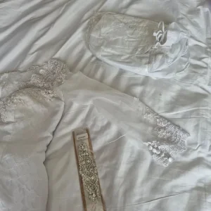 Wedding dress - Image 2