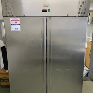 COMMERCIAL FREEZER FOR SALE - Image 2
