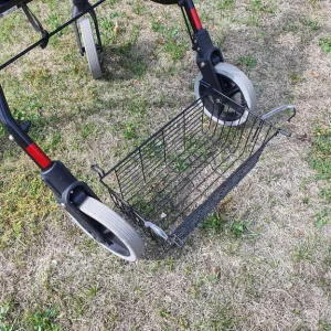 Disabled walker with seat and basket - Image 5