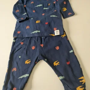 8 Pieces Baby Boys Clothing 6/9 Months. - Image 8