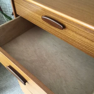 Vintage Mid Century Teak Chest of Drawers by Austinsuite - Image 8