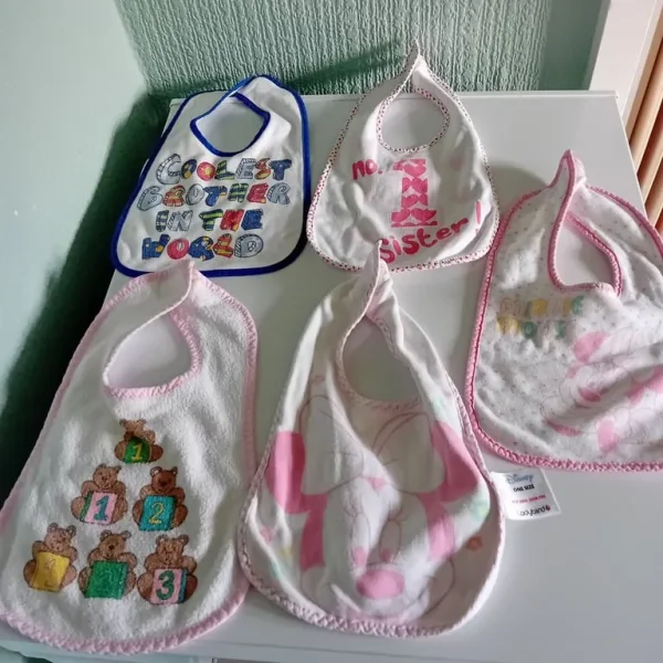 Babies bibs
