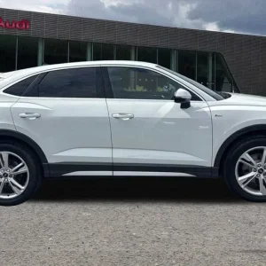 2023 Audi Q3 35 TFSI S Line 5dr S Tronic SUV Petrol Automatic - Image 4