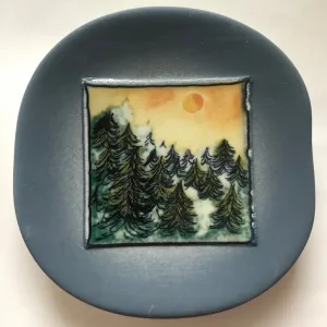 Helja Liukko-Sundstrom two wall plaques 11cm - Image 3