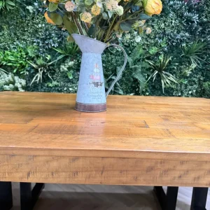 Rustic style kitchen table, 2 benches & 2 chairs/dining set - Image 7