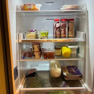 Samsung Fridge Freezer - see all photos - Image 6