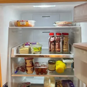 Samsung Fridge Freezer - see all photos - Image 7