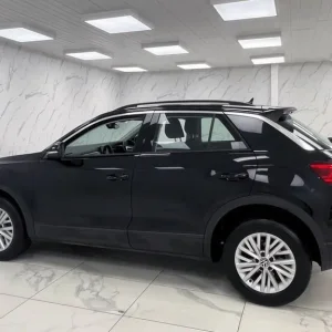 2023 Volkswagen T-Roc 1.5 TSI Life SUV 5dr Petrol DSG Euro 6 (s/s) (150 ps) HATCHBACK Petrol Auto... - Image 8