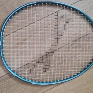 Nearly new slazenger badminton racket and a tube of shuttles - Image 2