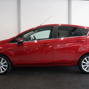 2015 Ford Fiesta 1.0T EcoBoost Titanium Euro 6 (s/s) 5dr HATCHBACK Petrol Manual - Image 3