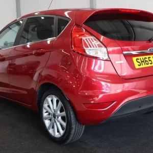 2015 Ford Fiesta 1.0T EcoBoost Titanium Euro 6 (s/s) 5dr HATCHBACK Petrol Manual - Image 4