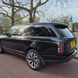 Land Rover Range Rover 3.0 D350 MHEV Autobiography LWB - Image 5