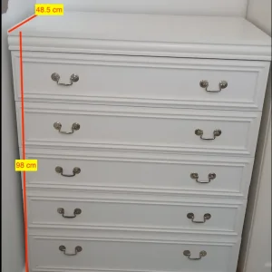 Chest 5 draws with metallic handles