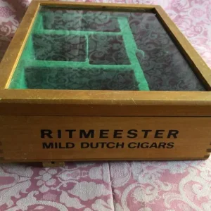 Vintage Ritmeester Wooden Counter Top Dutch Cigar Display Case.