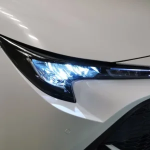 2020 Toyota Corolla 2.0 VVT-h Design Touring Sports 5dr Petrol Hybrid CVT Euro 6 (s/s) (184 ps) E... - Image 6