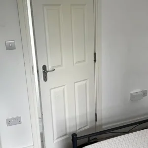 (Not a studio)Double room including bills for single occupancy - Image 2