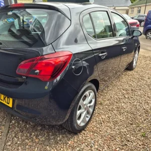 2016 Vauxhall Corsa 1.4 ecoFLEX SRi 5dr HATCHBACK Petrol Manual - Image 4