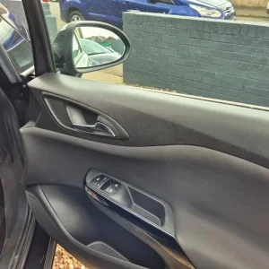 2016 Vauxhall Corsa 1.4 ecoFLEX SRi 5dr HATCHBACK Petrol Manual - Image 8