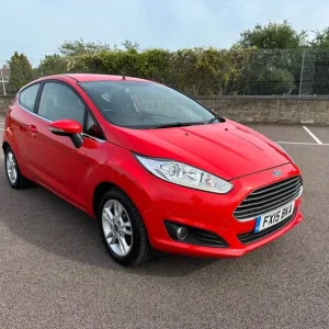 2015 Ford Fiesta 1.25 82 Zetec 3dr HATCHBACK Petrol Manual - Image 5