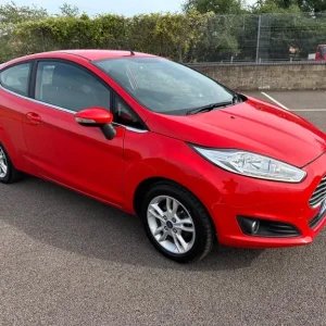 2015 Ford Fiesta 1.25 82 Zetec 3dr HATCHBACK Petrol Manual - Image 6