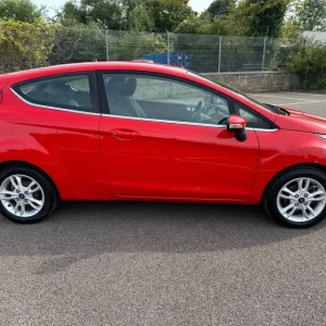 2015 Ford Fiesta 1.25 82 Zetec 3dr HATCHBACK Petrol Manual - Image 7