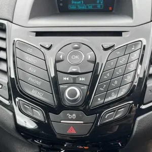 2015 Ford Fiesta 1.25 82 Zetec 3dr Hatchback Petrol Manual - Image 2