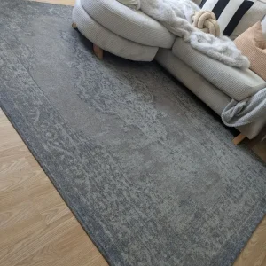 Large Rug - Image 2