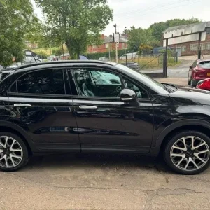 2017 Fiat 500X MULTIAIR CROSS PLUS HATCHBACK 1.4 MULTIAIR CROSS PLUS 5DR Manual Hatchback Petrol ... - Image 5