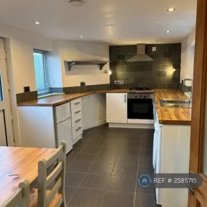 2 bedroom house in Market Place, Penygroes, LL54 (2 bed) (#2585715) - Image 3