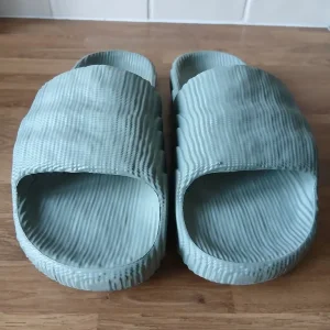 ADIDAS SLIDERS - Image 3