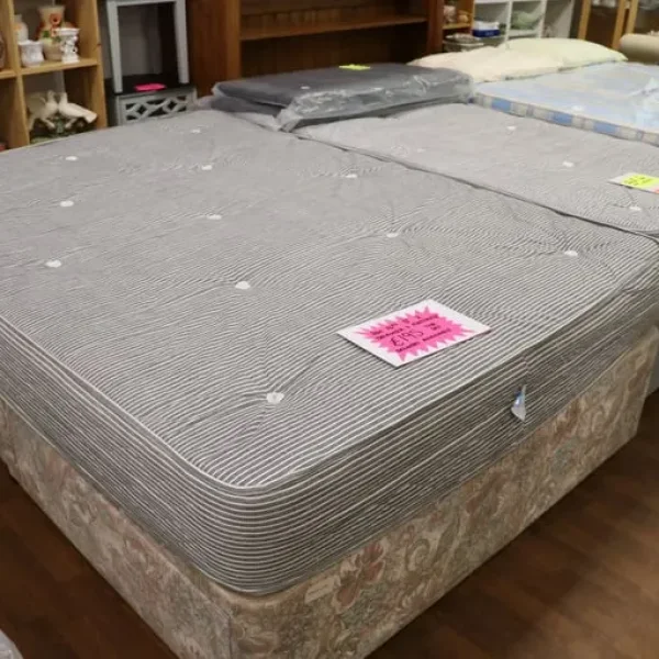 Double Mattress & 2 Drawer Base