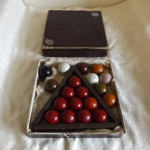 1940s Ronite snooker balls with original box and wooden rack