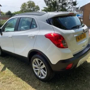 2016 Vauxhall Mokka 1.4T Exclusiv 5dr HATCHBACK Petrol Manual - Image 4