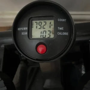 Stepper - delivery available - no plugs required - Image 3