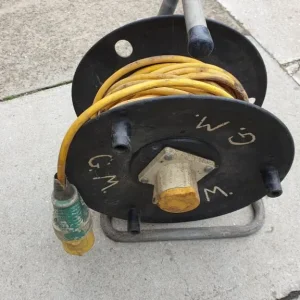 LONG 110V EXTENSION CABLE ON A REEL 110 VOLT EXTENSION LEAD IN FULL WORKING ORDER. I ALSO HAVE OTHER