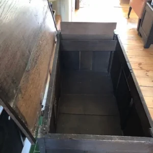 Large Antique Blanket Chest – Collection only in London SW18 - Image 8