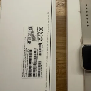 Apple Watch Series 8 45 mm - Image 2
