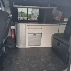 2013 Volkswagen Transporter 2.0 TDI 102PS Van Van Diesel Manual - Image 3