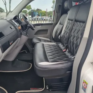 2013 Volkswagen Transporter 2.0 TDI 102PS Van Van Diesel Manual - Image 7