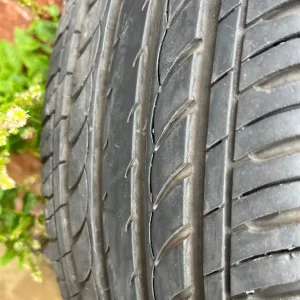 Mondeo MK 3 Alloy wheel & tyre - Image 2