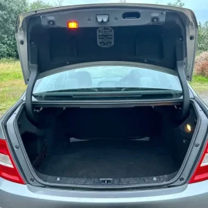 ONLY £1350 WITH 1 YEARS MOT - AUTOMATIC - Mercedes C Class C220D - Image 6